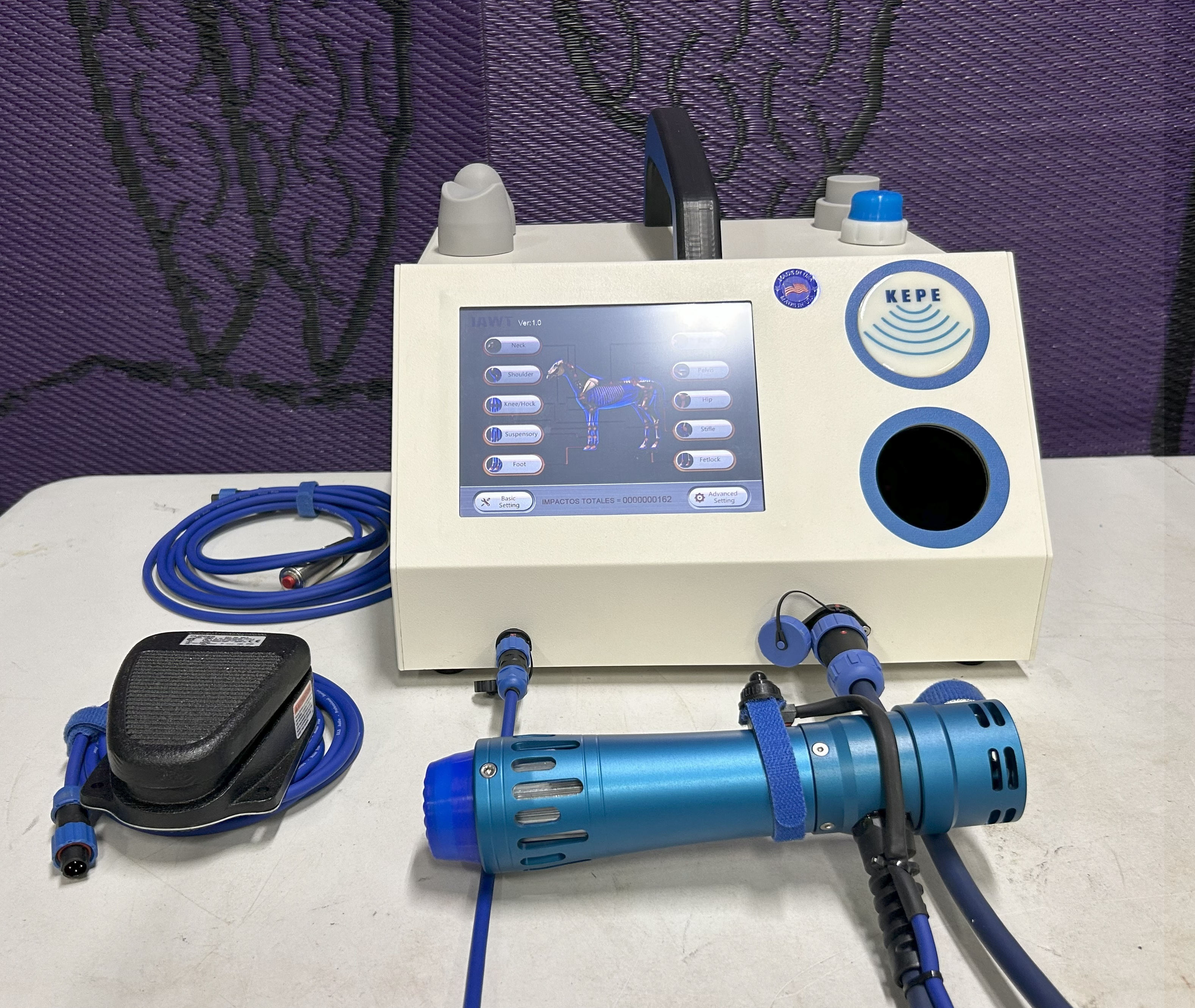 KEPE handpiece with integrated finger switch mounted near the grip